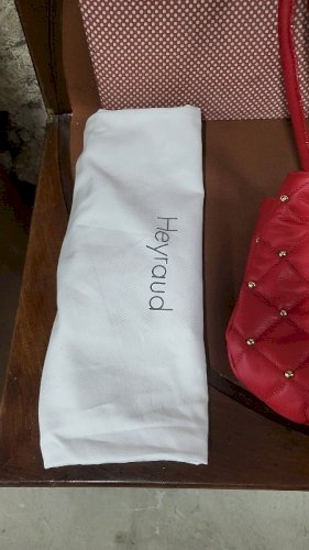 SAC A MAIN HEYRAUD NEUF 100 % CUIR DE VACHETTE EXTERIEUR