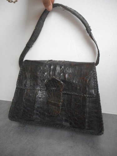 SAC A MAIN NOIR VINTAGE EN CUIR DE CROCODILE