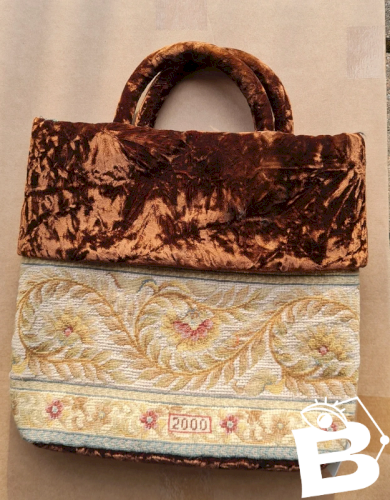 Sac à main  vintage  neuf  Rachel paris en velours