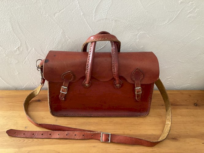 Sac en cuir naturel véritable, de fabrication artisanale