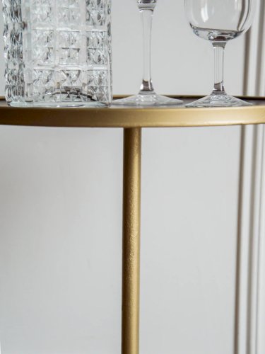 Sacha, le guéridon en formica N°8