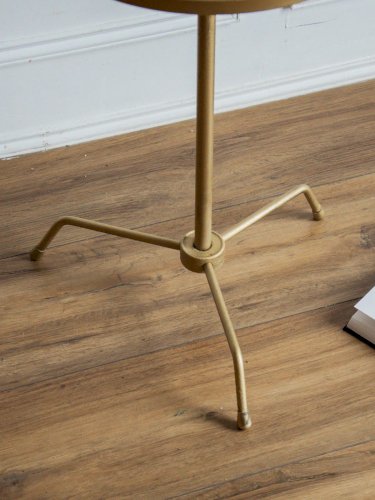 Sacha, le guéridon en formica N°8