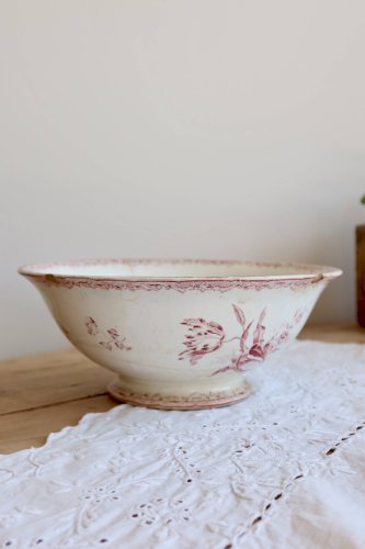 Saladier ancien terre de fer rose Sarreguemines -Modèle Fontanges