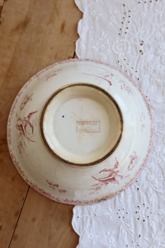 Saladier ancien terre de fer rose Sarreguemines -Modèle Fontanges