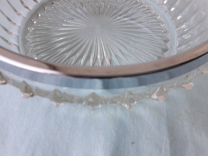 Saladier ou coupe en verre
