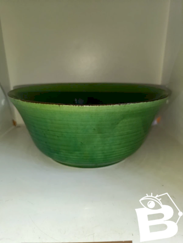 saladier vintage  de couleur verte en bon etat