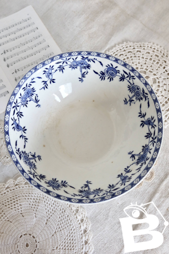 Saladier vintage porcelaine Dresden - Motif fleuri bleu et blanc