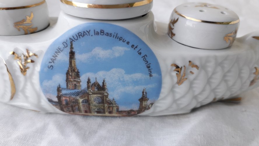Saleron en porcelaine poisson