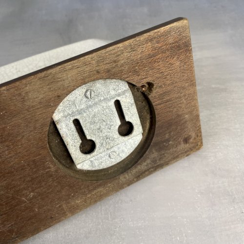 Salle de bain porte savon et porte serviette bois et faïence craquelée vintage
