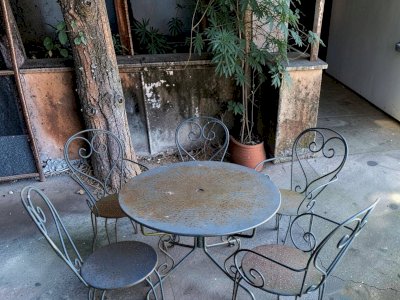 Garden furniture in iron