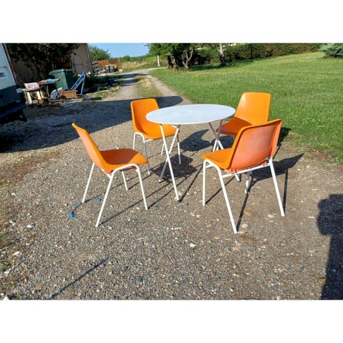 Salon de Jardin Vintage Fer et Plastic