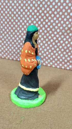 SANTON M. CHAVE AUBAGNE POUR CRECHE EN TERRE CUITE PEINTE N° 36