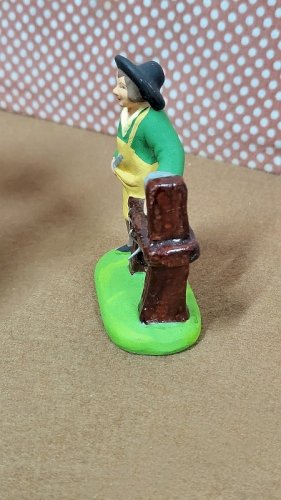 SANTON MARCEL CARBONEL POUR CRECHE EN TERRE CUITE PEINTE N° 22