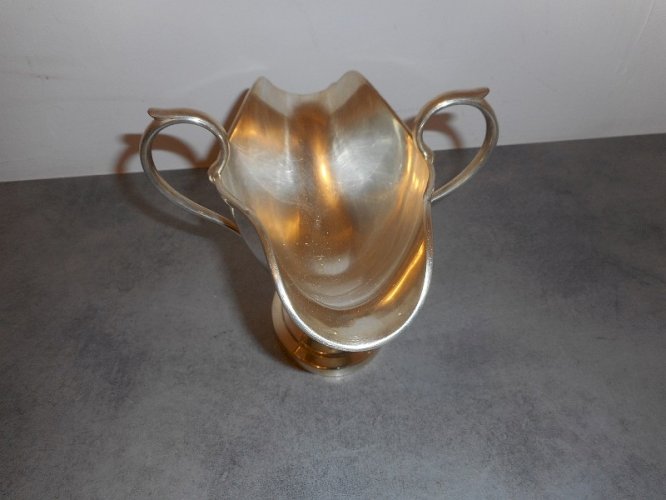 SAUCIERE DE TABLE EN METAL ARGENTE