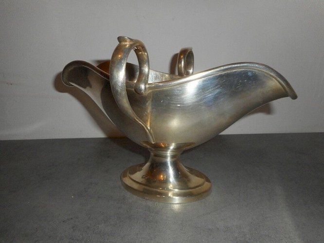 SAUCIERE DE TABLE EN METAL ARGENTE