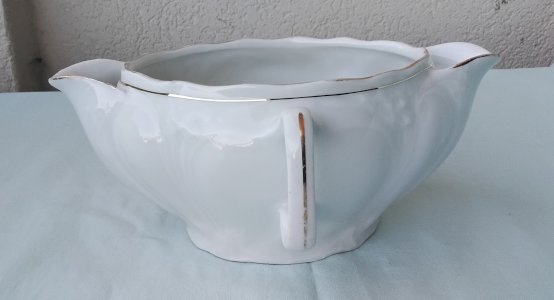 Saucière en porcelaine 