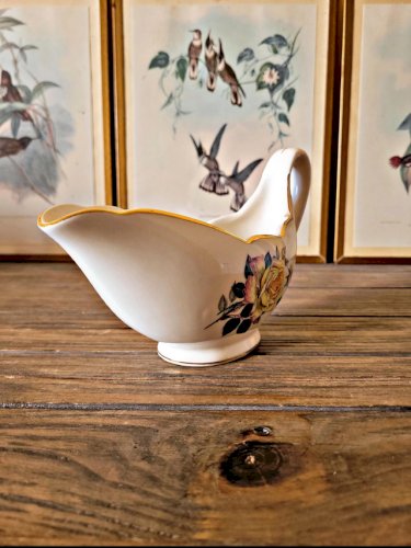 Saucière Gien Gardanne, roses couleur jaune, faïence vintage française