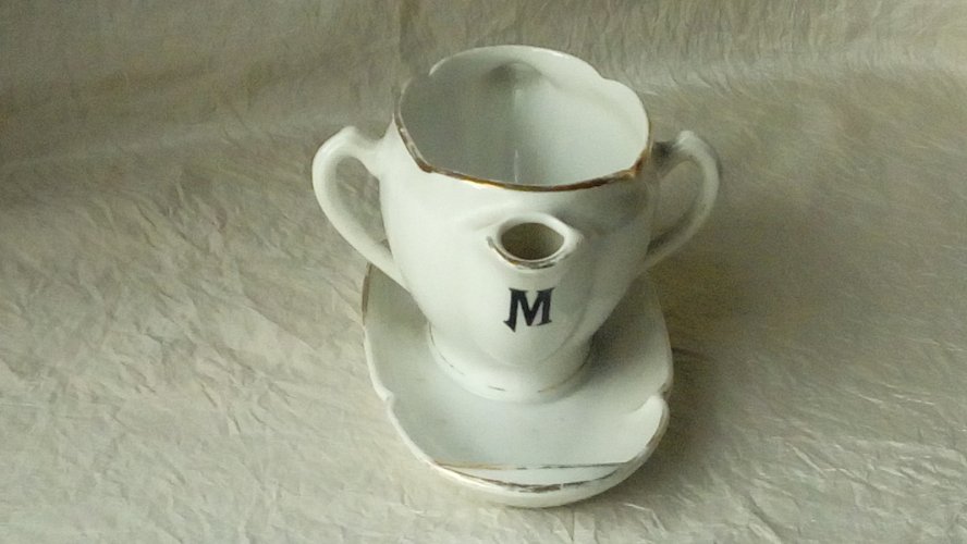 SAUCIERE MAIGRE ET GRAS EN PORCELAINE G.B&P.D MEHUN*