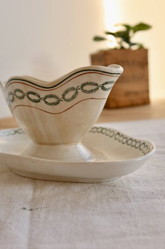 Saucière terre de fer ancienne Saint-Amand modèle 3003