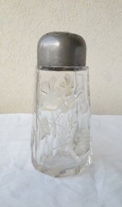 Art Deco Shaker