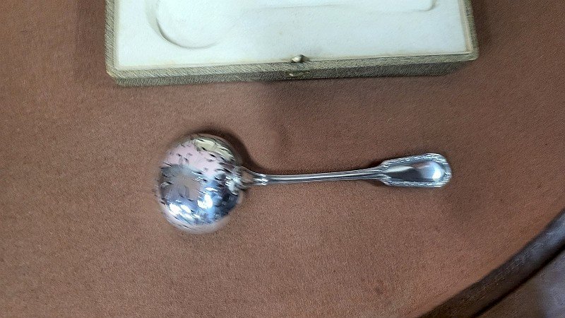 SAUPOUDREUSE CUILLERE A SUCRE EN ARGENT MASSIF POINCON MINERVE DE 60,31 GRAMMES