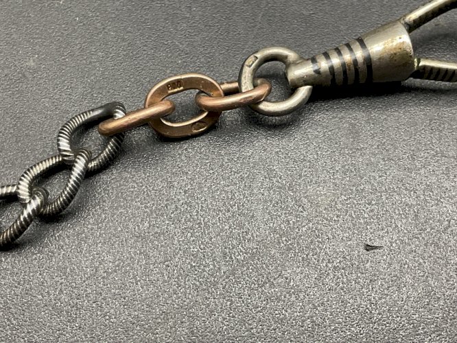 Sautoirs Chaine de Montre CHATELAINE en Argent niellé  XIXème .