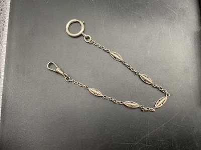 Sautoirs Chaine de Montre CHATELAINE en Argent XIXème.