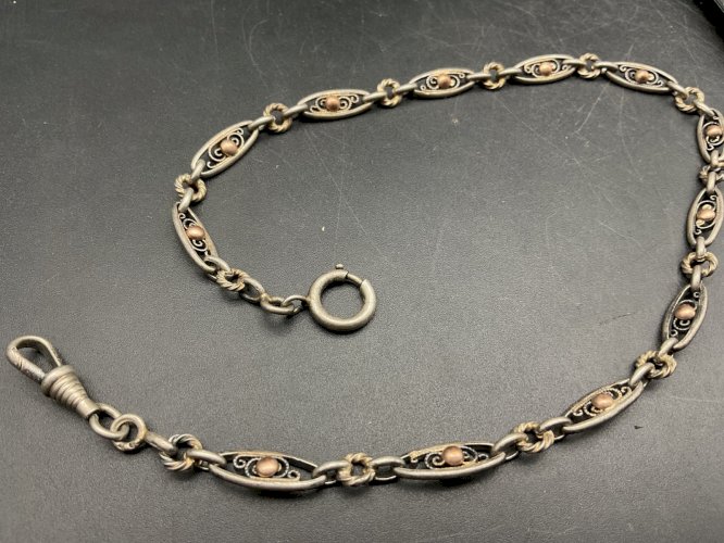 Sautoirs Chaine de Montre CHATELAINE en Argent XIXème .