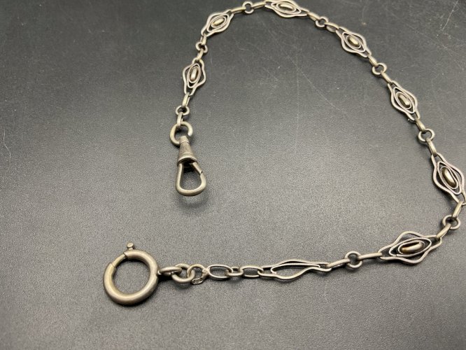 Sautoirs Chaine de Montre CHATELAINE en Argent XIXème.