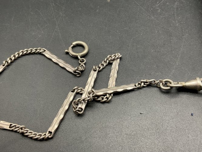 Sautoirs Chaine de Montre CHATELAINE en Argent XIXème.