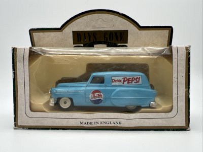  Pontiac Delivery Van Pepsi Cola (1953) 1/43 Days Gones