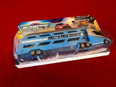  MicroMachines Transporteur Série 4