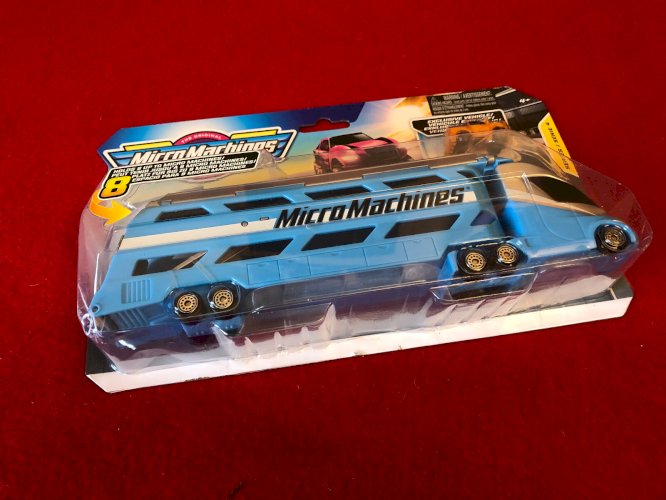  MicroMachines Transporteur Série 4