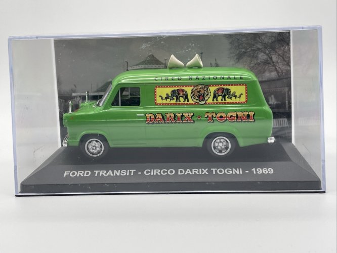  Ford Transit Circo Darix Togni (1969) 1/43 Altaya