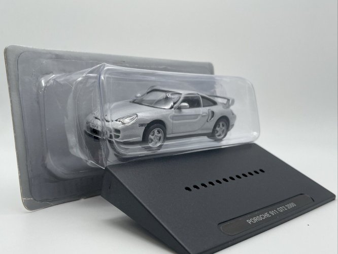  Porsche 911 GT2 (2000) 1/43 DeAgostini