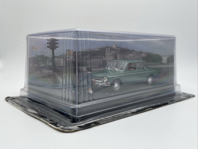  La Simca 1501 S Le Feu-Rouge 1/43 Altaya