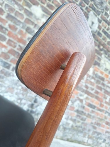 SAX suite de 4 chaises vintage scandinaves, meubles teck et Skaï