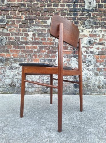 SAX suite de 4 chaises vintage scandinaves, meubles teck et Skaï