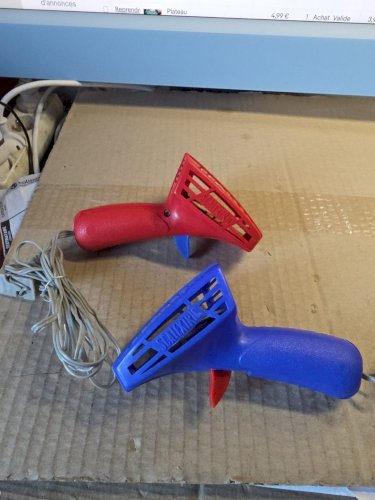 SCALEXTRIC LOT DE 2 manettes ..