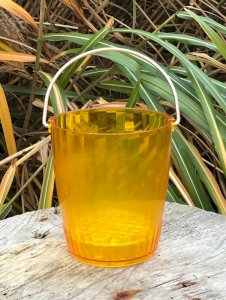 Sceau à glaçons vintage jaune