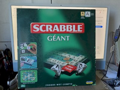 Scrabble Geant Fr Mattel - plateau géant alvéolé ..