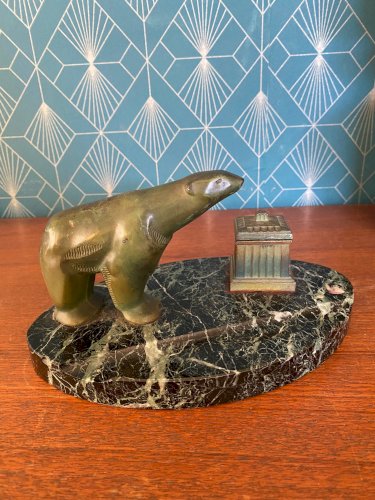 Sculpture animalière art déco, ours en régule, encrier et socle en marbre portor