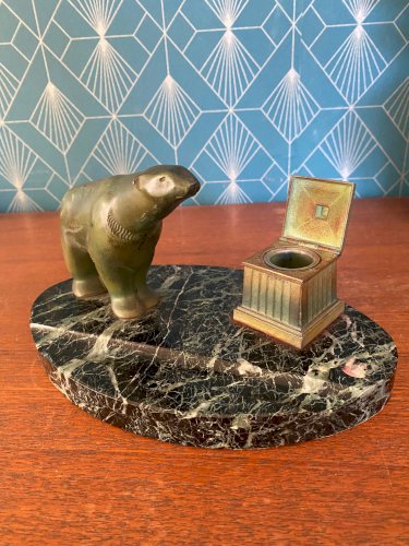Sculpture animalière art déco, ours en régule, encrier et socle en marbre portor