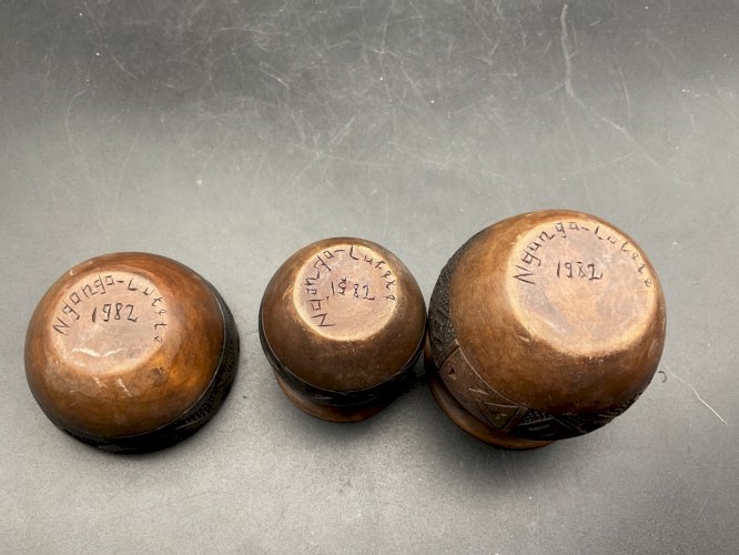 Sculpture Bois 3 petit vase ou autre art africain NGONGO LUCETE