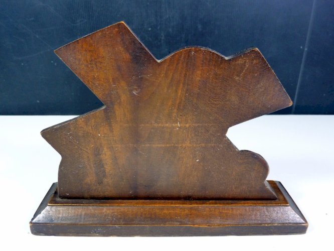 Sculpture bois LA TÊTE DE JESUS sur socle signée Bastian D - 19 x 25,5 x 6,7 cm