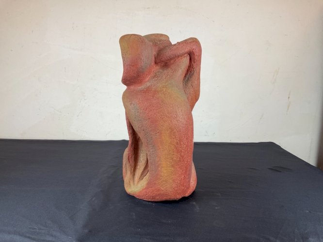 sculpture cubiste brutaliste signée M . BARRAU