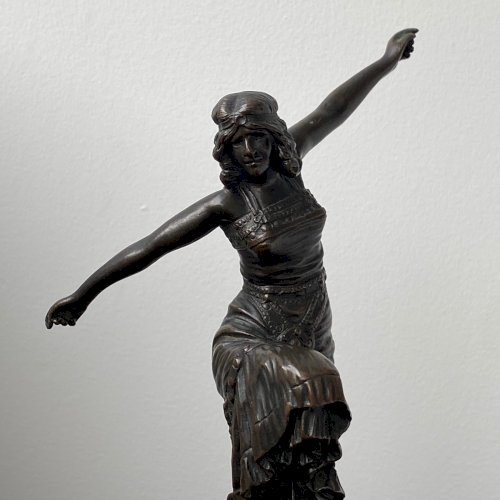 Sculpture danseuse Art Déco 1930 patine chocolatée socle marbre noir M3974