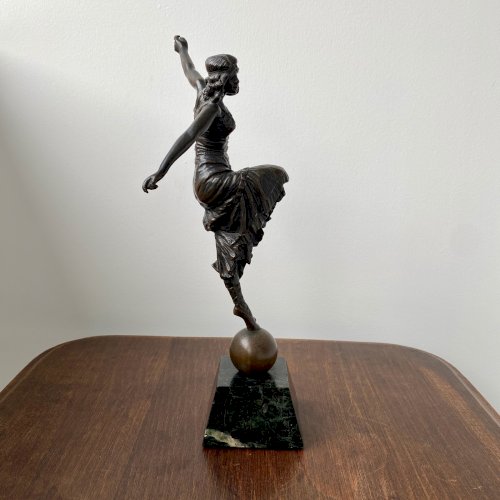 Sculpture danseuse Art Déco 1930 patine chocolatée socle marbre noir M3974