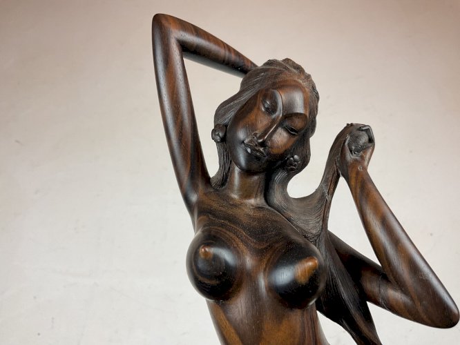 sculpture de femme nue, Tantra Gallery Mas Bali Années 50