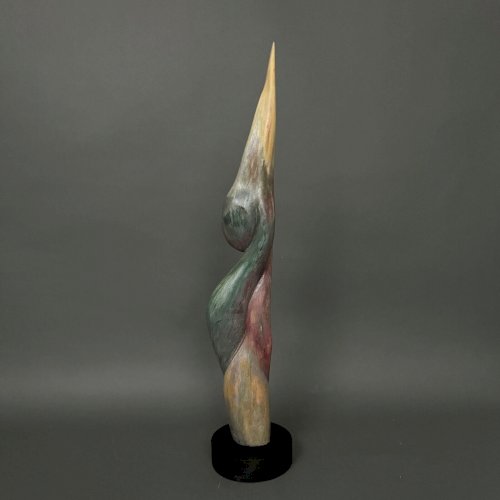 Sculpture en bois par Calin Hentea XXe femme à l'oiseau M3481